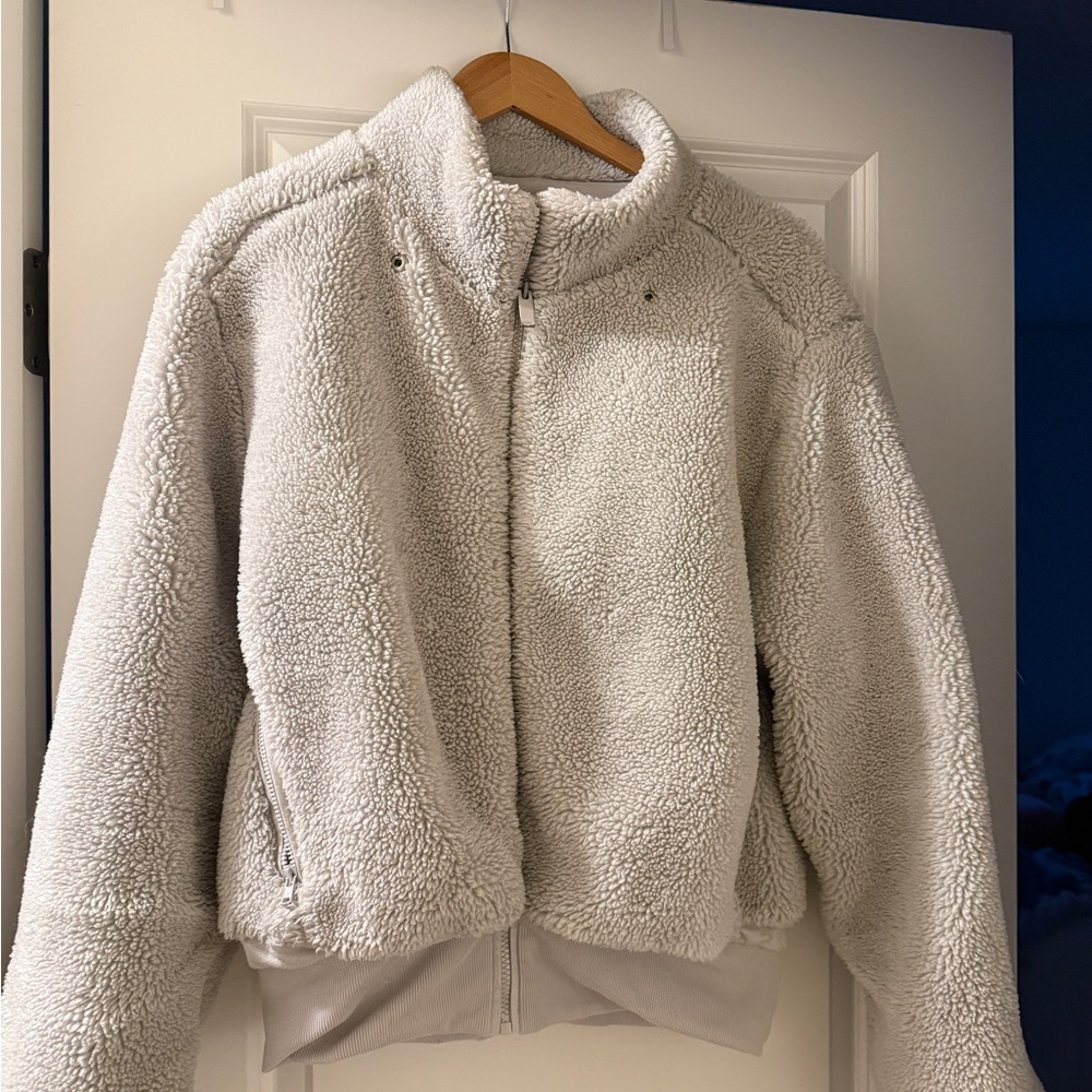 Alo Cream Sherpa Jacket